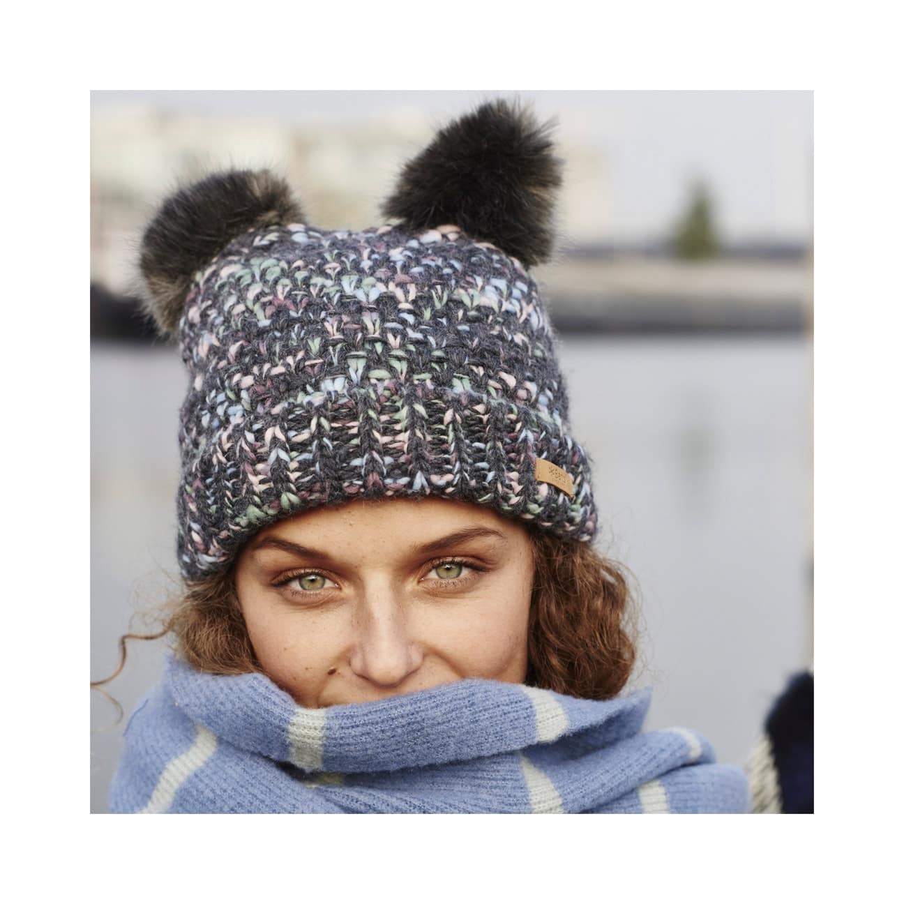 Ammelie Beanie black - Order now at