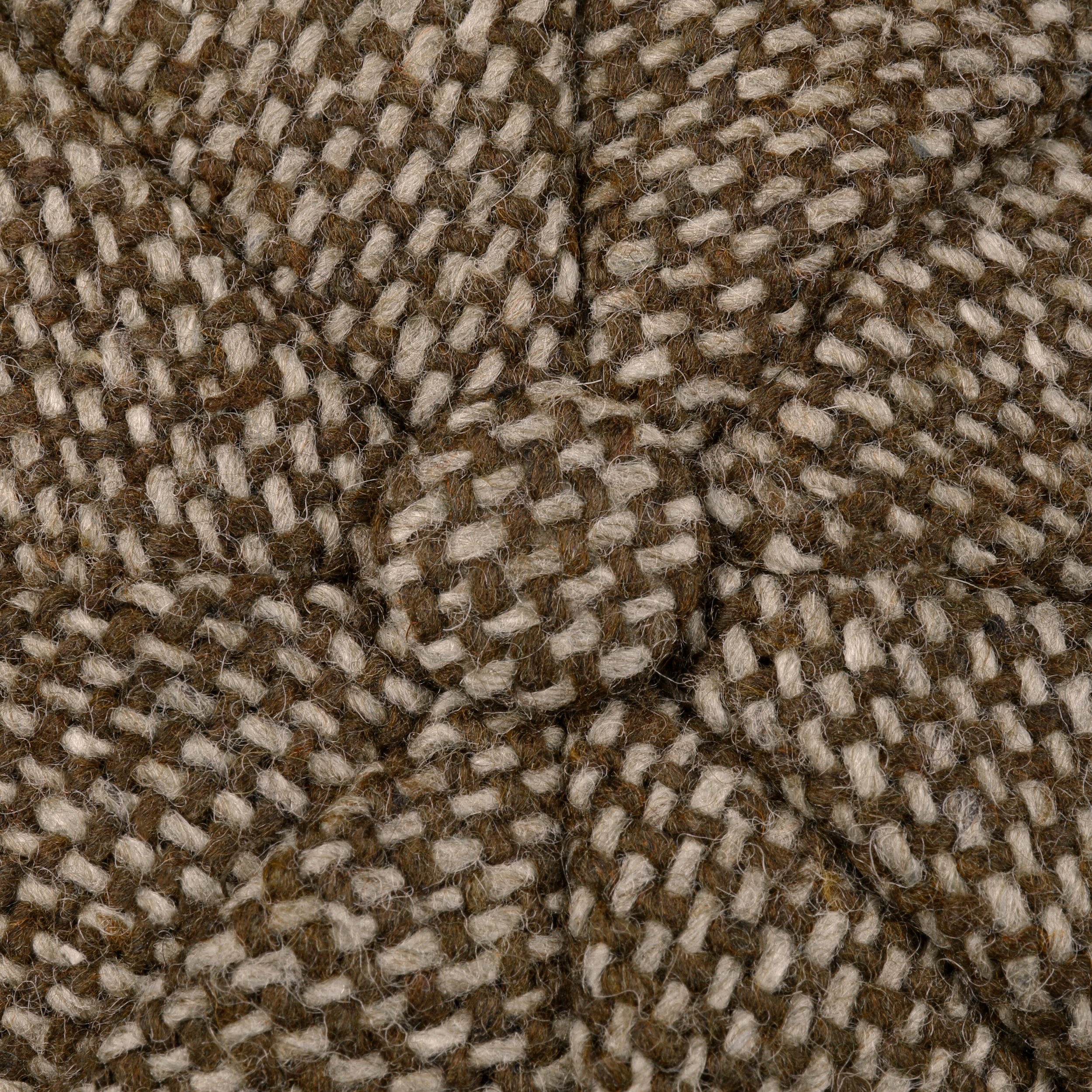 Cappello piatto in tweed, realizzato in pura lana
