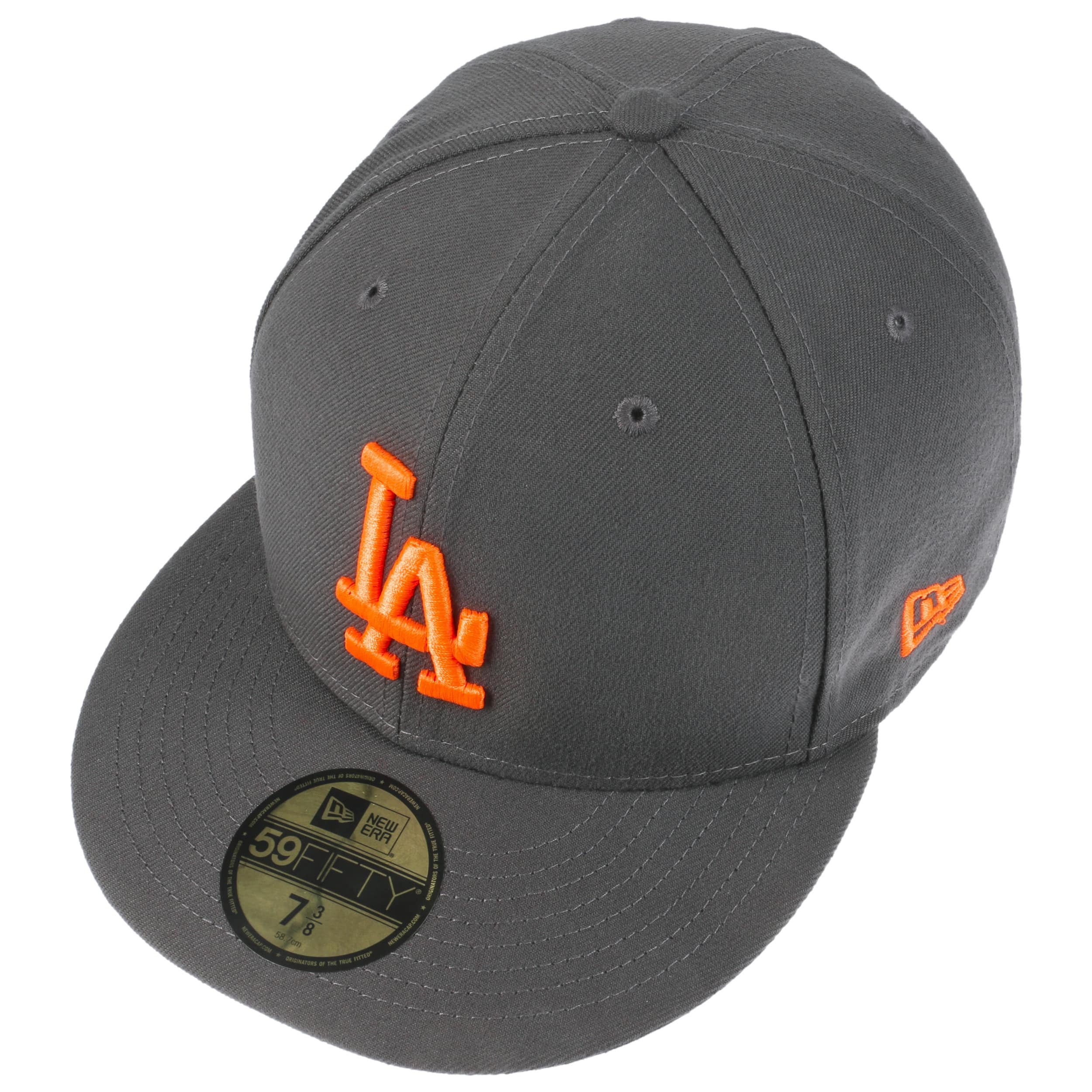 CAPPELLINO 9TWENTY® NEW ERA X AC MILAN IN VELLUTO A COSTINE CON RICAMO