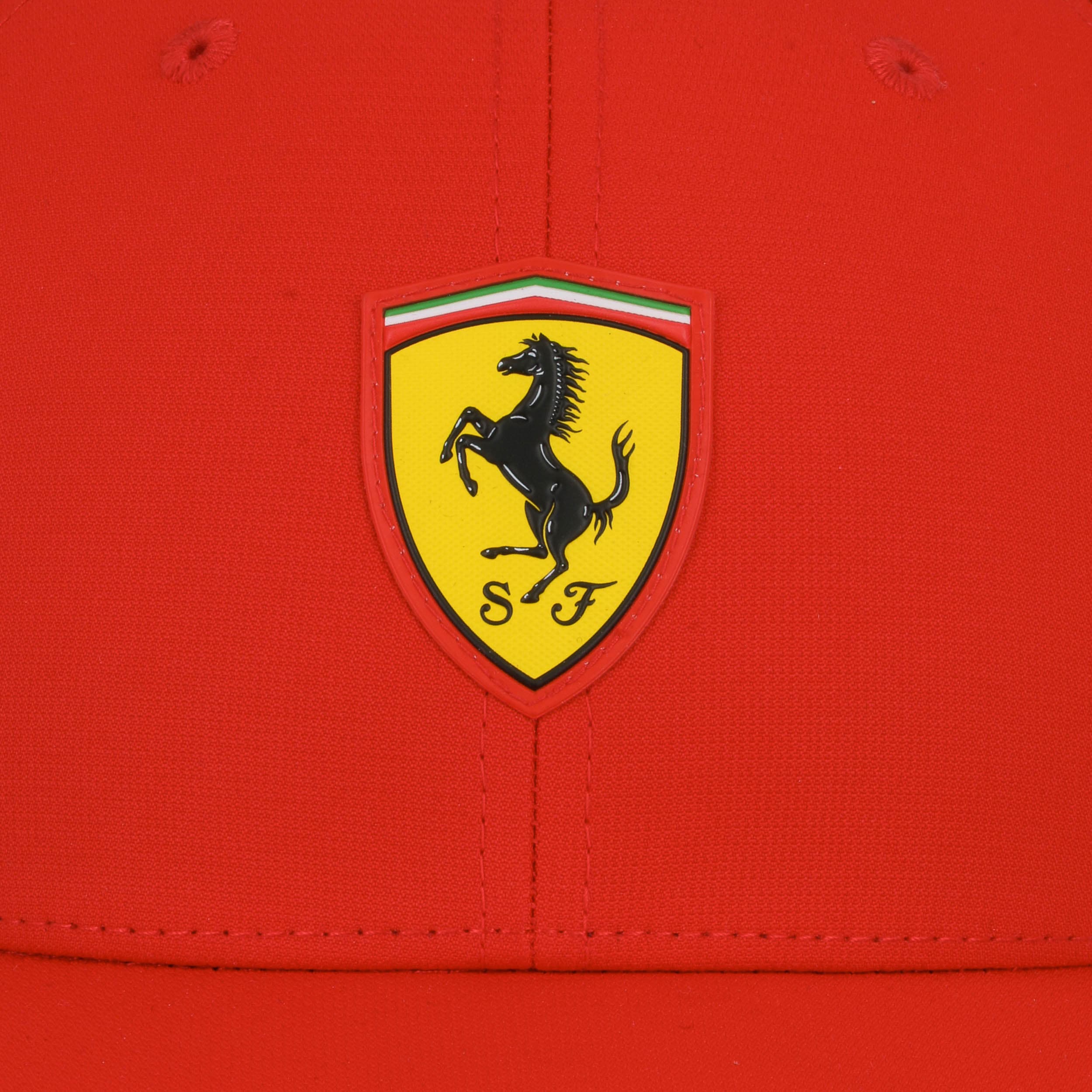 Cappellino Strapback Ferrari by PUMA - 29,95 €