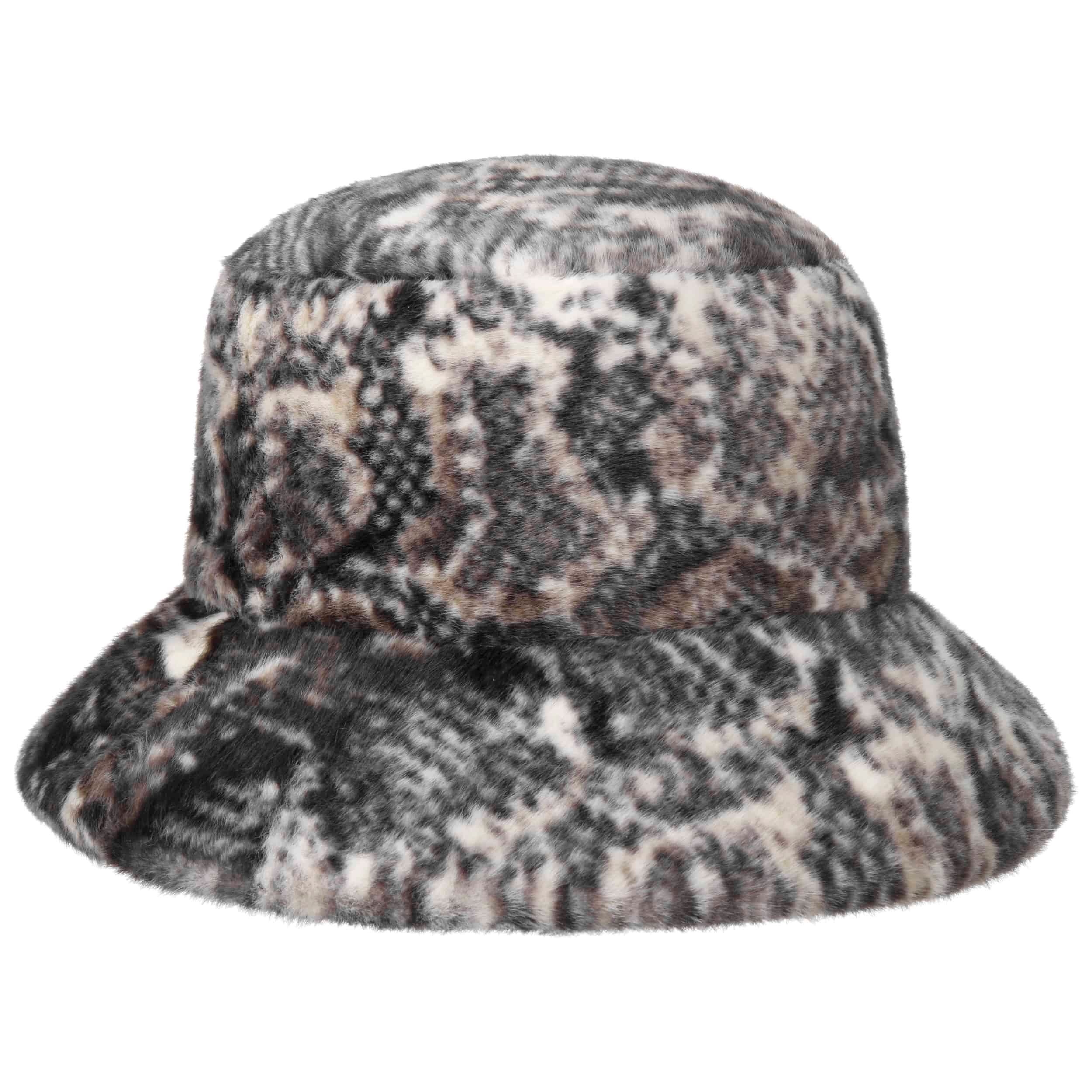 chanel fur bucket hat
